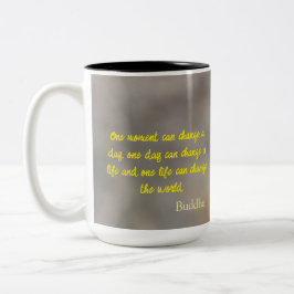 イエローメドウバターカップフラワーブッダ引用文 ツートーンマグカップ