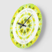 イエローライムグリーントゥインクルリトルスターベビー子供部屋 ラージ壁時計 (傾斜)
