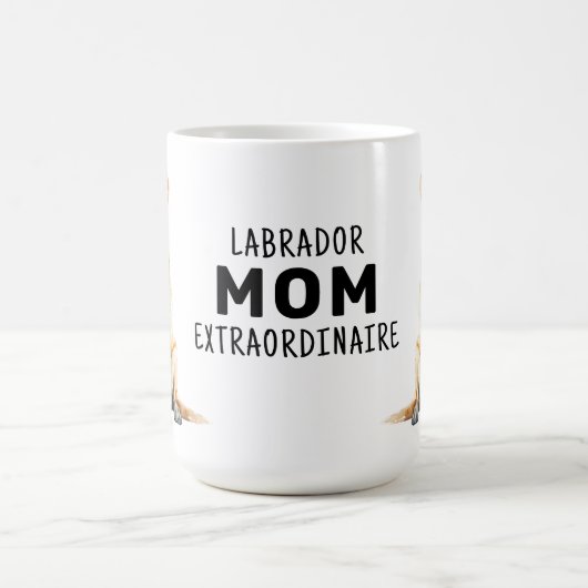イエローラブラドールお母さんスタイリッシュかわいい愛犬の恋人 コーヒーマグカップ (中央)