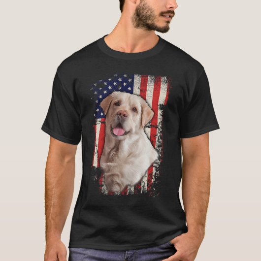 イエローラブラドールラボ愛国的アメリカ国旗の犬4 Tシャツ (正面)