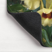 イエローランとマルーンランエレガントフローラ マウスパッド (コーナー)