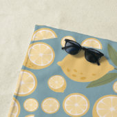 イエローレモンシームレスパターン ビーチタオル (インサイチュ)