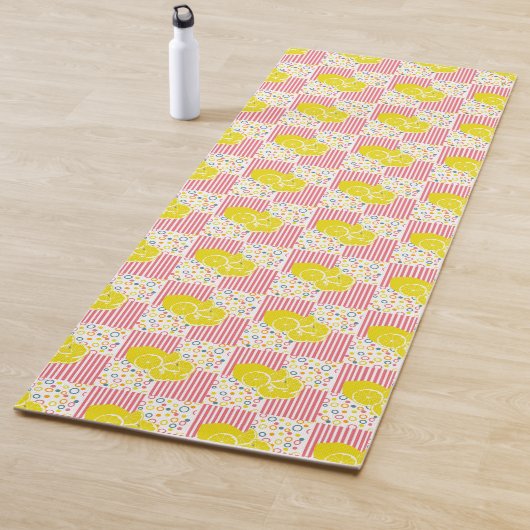 イエローレモンズピンクホワイトストライプズ ヨガマット (インサイチュ)