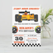 イエローレースカーレース誕生日パーティーの招待状 招待状 (スタンド正面)