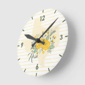 イエローローズオブテキサス州 – ギンガム州とバラ ラウンド壁時計 (傾斜)