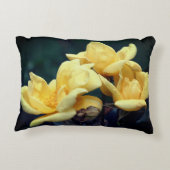 イエローローズトリオ アクセントクッション (裏面)