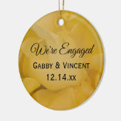 イエローローズフローラ婚約写真 セラミックオーナメント (左)