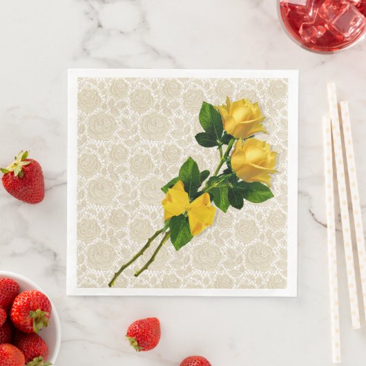 イエローローズボウアイボリーレースオンホワイト紙ナプキンズ (インサイチュ)