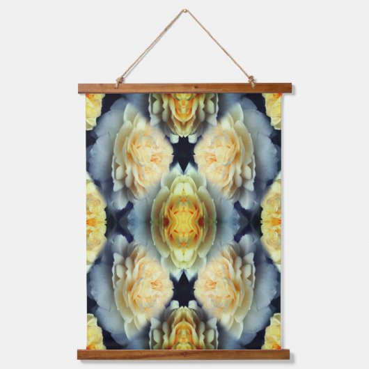 イエローローズレインドロップフローラ抽象芸術 吊り下げ型タペストリー (正面)
