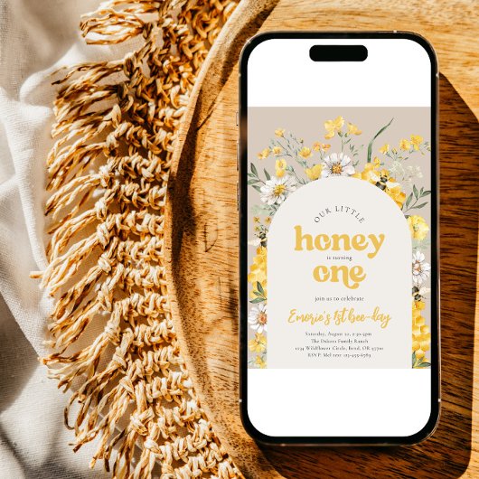 イエローワイルドフラワービーファースト誕生日招待状 招待状