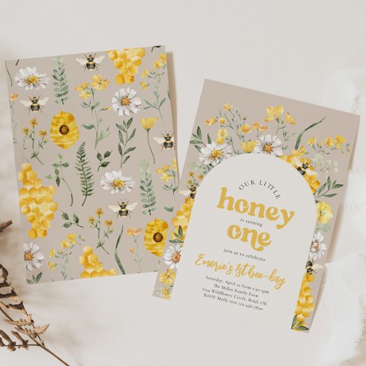 イエローワイルドフラワービーファースト誕生日招待状 招待状