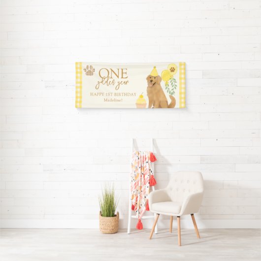 イエローワン ゴールデンユイヤー レトリバーの子犬 1歳の誕生日 横断幕 (インサイチュ)