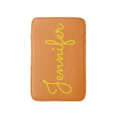 イエロー文字名前をカスタムするオンオレンジバスマット バスマット (正面縦)
