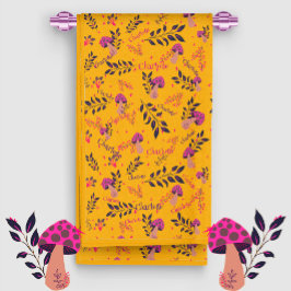 イエロー明るい赤紫色おもしろいマッシュルームカスタムベビー名 ハンドタオル