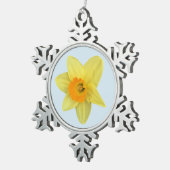 イエロー春ダフォディルオンブ淡い色のルー スノーフレークピューターオーナメント (右)