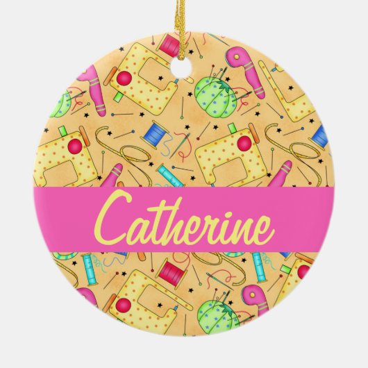 イエロー裁縫アンズアートパーソナライズされた名 セラミックオーナメント (裏面)
