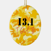 イエロー迷彩柄13.1マラソンIT走賞を受賞 セラミックオーナメント (右)