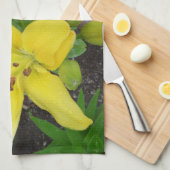 イエロー&グリーンリリーフォトデザインキッチンタオル キッチンタオル (四つ折り)