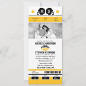 イエロー・ゴールドの黒のフットボールのチケットの結婚式の招待 招待状 (正面)