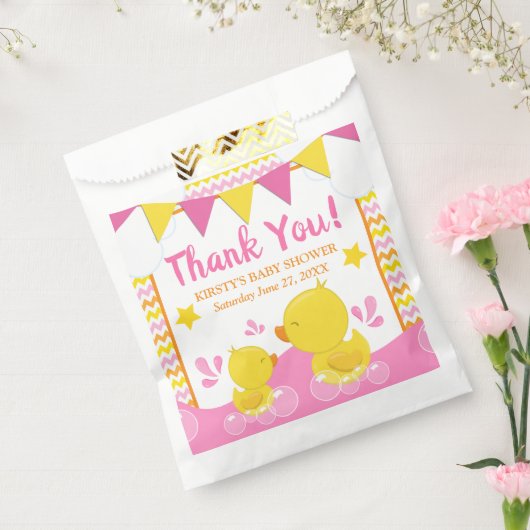 イエロー&ピンクゴムダッキー（アヒルちゃん）水玉模様ベビーシャワー フェイバーバッグ (封をした状態)