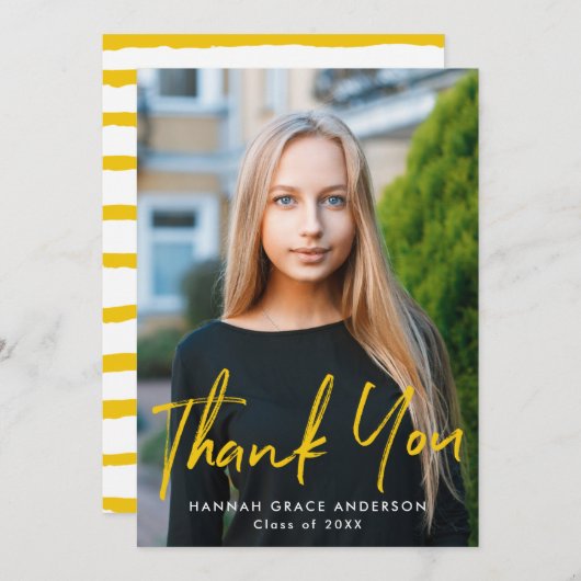 イエロー |ブラシモダンスクリプトフォトの卒業 サンキューカード (正面/裏面)
