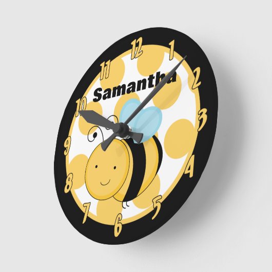イエロー&ブラック水玉模様ハニーのまわりに時計 ラウンド壁時計 (傾斜)
