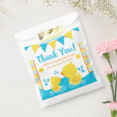 イエロー&ブルーゴムダッキー(アヒルちゃん)水玉模様ベビーシャワー フェイバーバッグ (封をした状態)