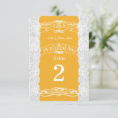 イエロー＆ホワイトレースのウェディングテーブルナンバーカード 招待状 (スタンド正面)