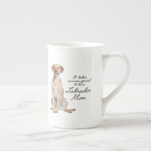 イエロー・ラブラドール・レトリーバーマムボーン中国マグ ボーンチャイナマグカップ (右)