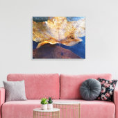 イエ凍っていローメープルリーフオータム自然 キャンバスプリント (インサイチュ (リビング))