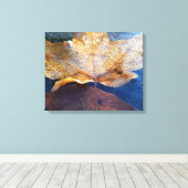 イエ凍っていローメープルリーフオータム自然 キャンバスプリント (インサイチュ (ウッドフロア))