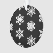 イカットの雪 – 白黒 オーナメント (正面)