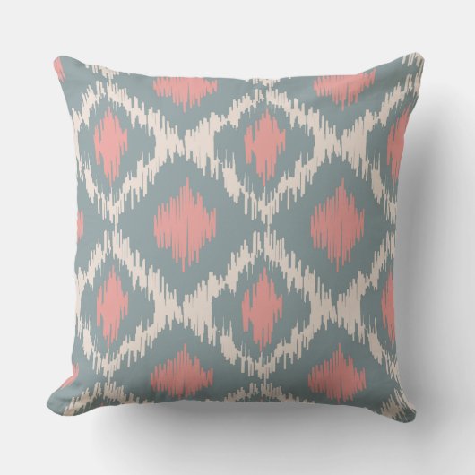 イカット系 クッション (正面)
