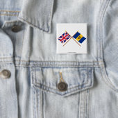 イギリスおよびバルバドスによって交差させる旗 缶バッジ (インサイチュ)