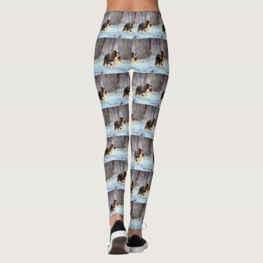 イギリスのおもちゃスパニエル犬が雪のクリスマスを過ごす レギンス (裏面)