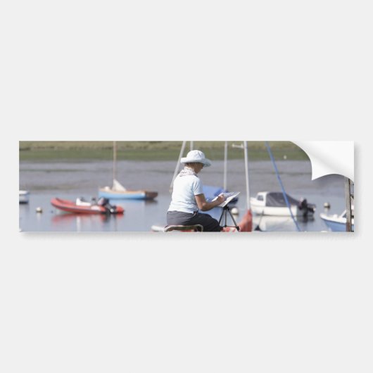 イギリスのウェスト・サセックス州ボシャム・ハーバーのアーティスト。 バンパーステッカー (正面)