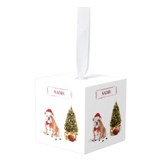 イギリスのブルドッグおもしろいクリスマスドッグと木 キューブオーナメント (正面アングル)