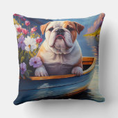 イギリスのブルドッグがパドルに:風光明媚な冒険 クッション (裏面)