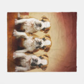 イギリスのブルドッグの子犬が本当にかわいい フリースブランケット (正面(横))