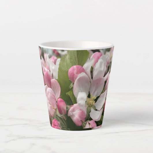 イギリスのリンゴの花の母の日 カフェラテマグ (正面)