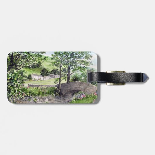 イギリスのレイク・ディストリクト、ティルミヤの近くの農家 ラゲッジタグ (裏面横)