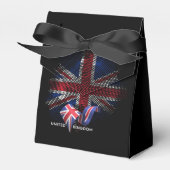 イギリスの国旗 フェイバーボックス (正面サイド)