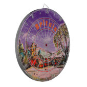 イギリスの牧歌的な村とダークスカイのスケッチ ダーツボード (正面左)