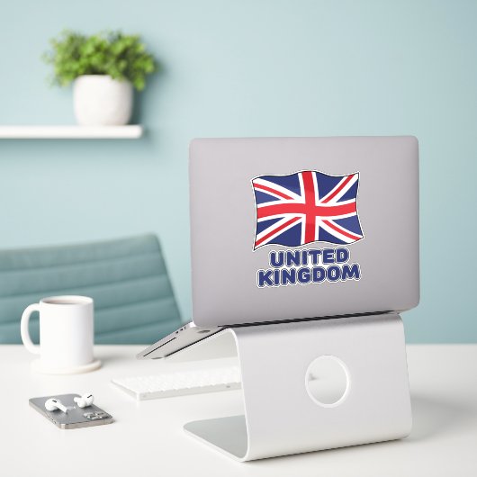 イギリス国旗 シール (デスク上のノートパソコン)