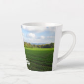 イギリス秋の田舎 – 小パーソナライズされた幅 カフェラテマグ (右)