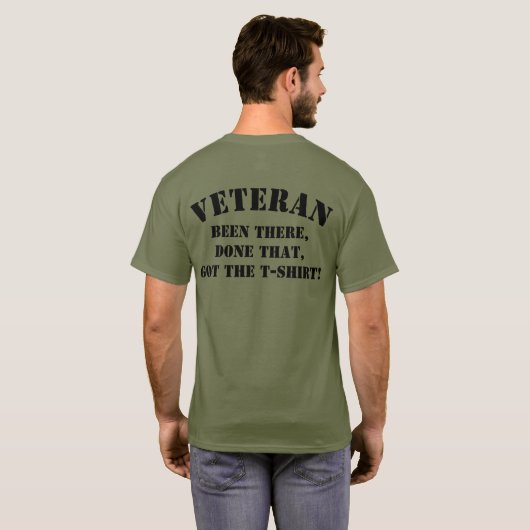 イギリス陸軍の退役軍人のトラックのTシャツを個人化して下さい Tシャツ (裏面フル)