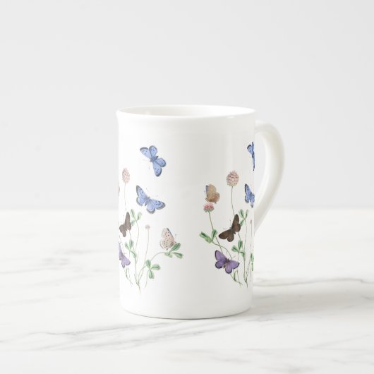 イギリス骨灰磁器のマグの蝶 ボーンチャイナマグカップ (正面右)