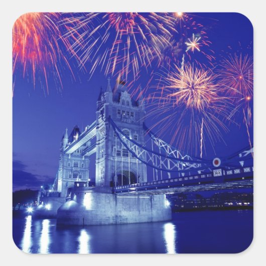 イギリス、ロンドン。タワー上空の花火 スクエアシール (正面)