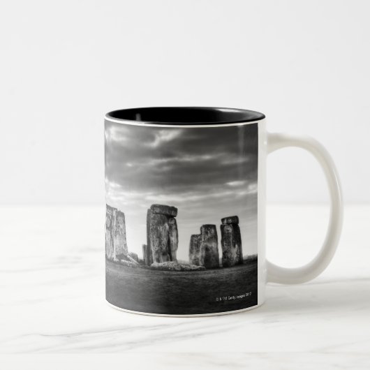 イギリス、Stonehenge 11 ツートーンマグカップ (右)