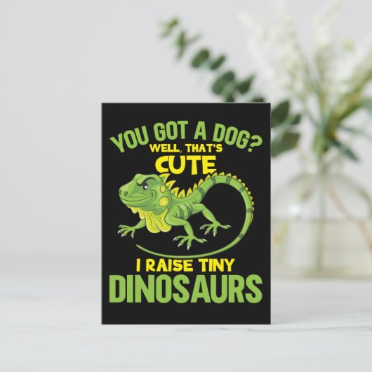 イグアナおもしろいのジョーク恐竜リザード爬虫類おもしろい ポストカード (スタンド正面)